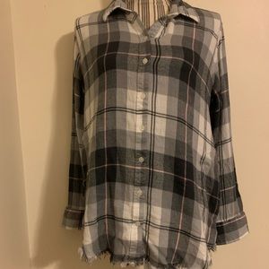 Aerie- Black/White Button Down Flannel